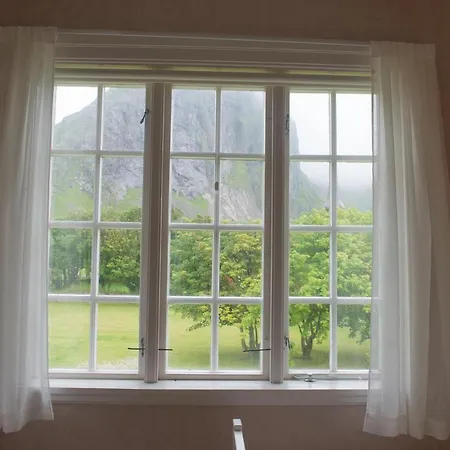 Prestegarden Bed & Breakfast Ramberg